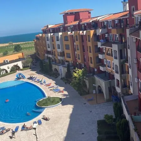 Отель Marina Cape