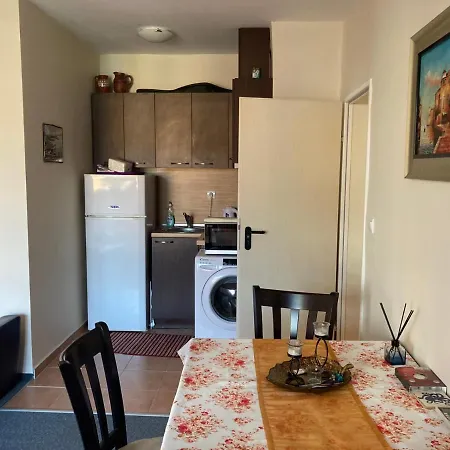 Marina Cape Ахелой